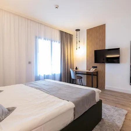 Pensiunea Casa Georgia Гостевой дом *
