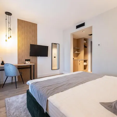 Pensiunea Casa Georgia Гостевой дом Comanesti (Bacau)